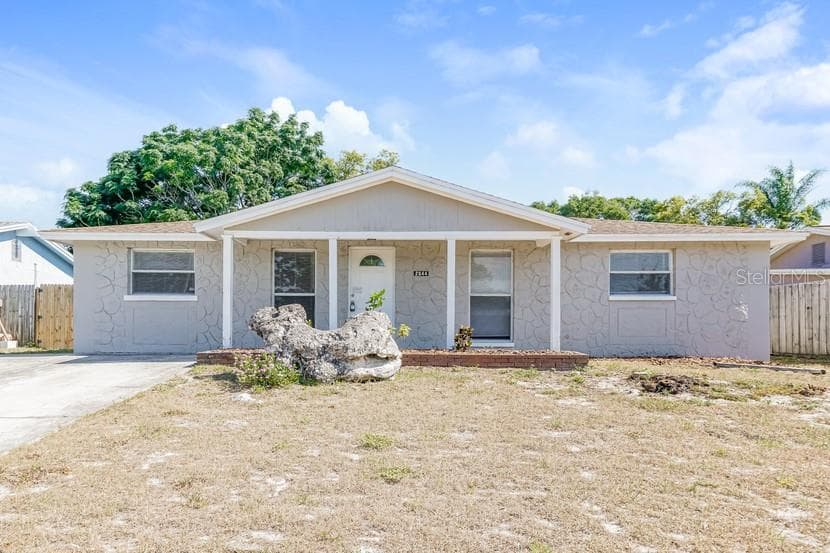 2844 HOMEWOOD STREET CLEARWATER, FL 33759