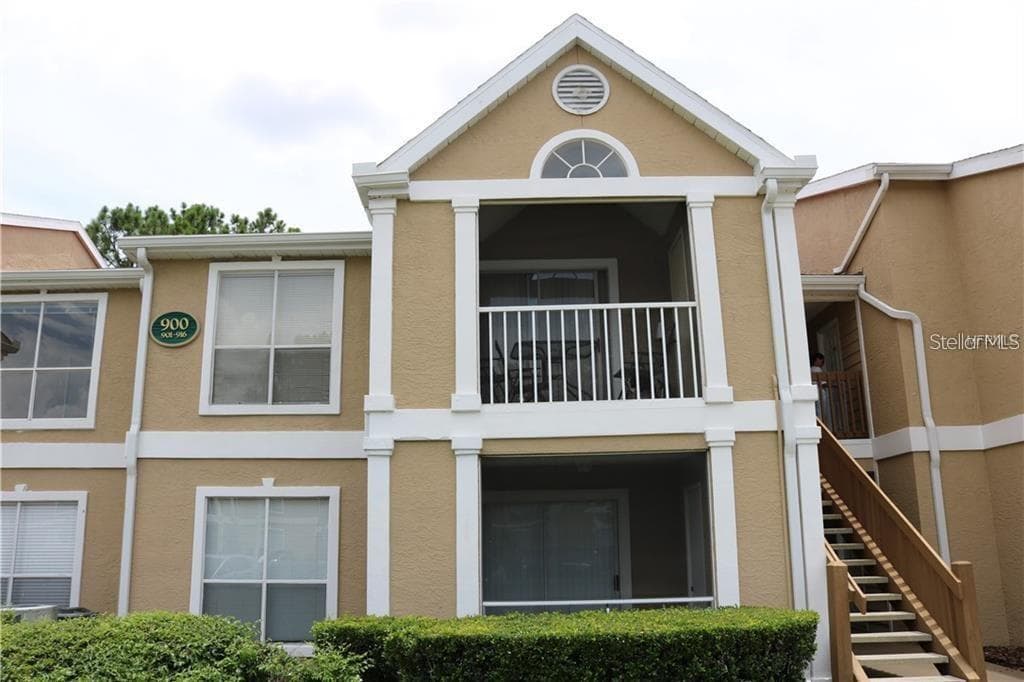 9481 HIGHLAND OAK DRIVE UNIT 915 TAMPA, FL 33647