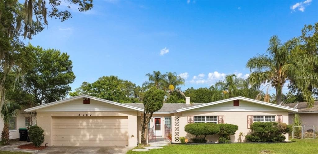 2707 GRASSMERE LANE