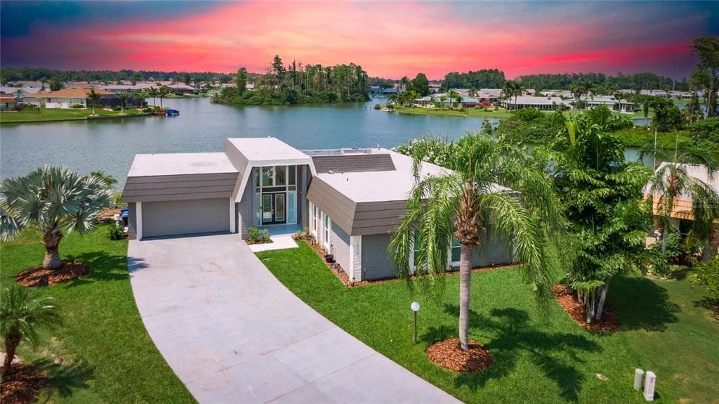 1412 JACOBSON CIRCLE SUN CITY CENTER, FL 33573