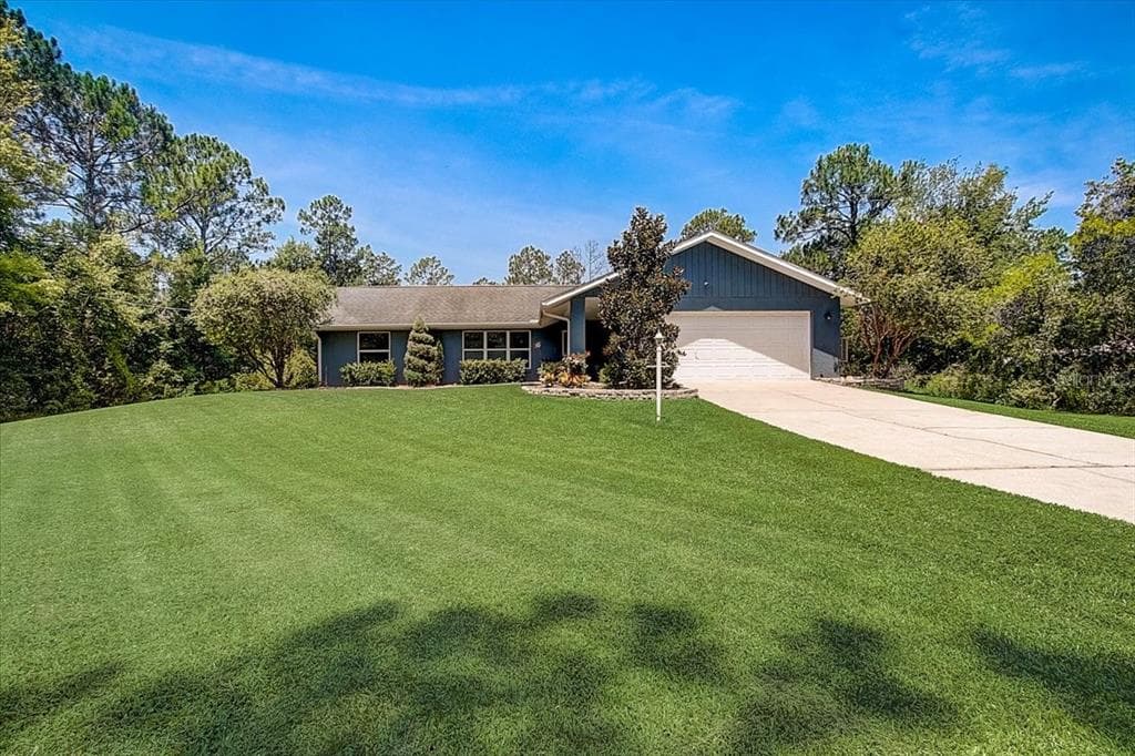 142 WOODHAVEN CIRCLE E ORMOND BEACH, FL 32174