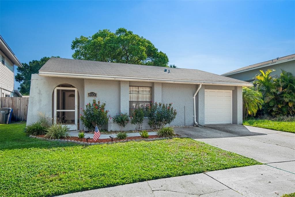 4605 GROVE POINT DRIVE TAMPA, FL 33624