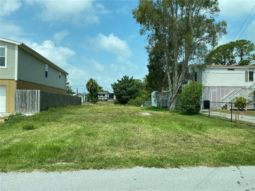 14929 CAPRI LANE HUDSON, FL 34667