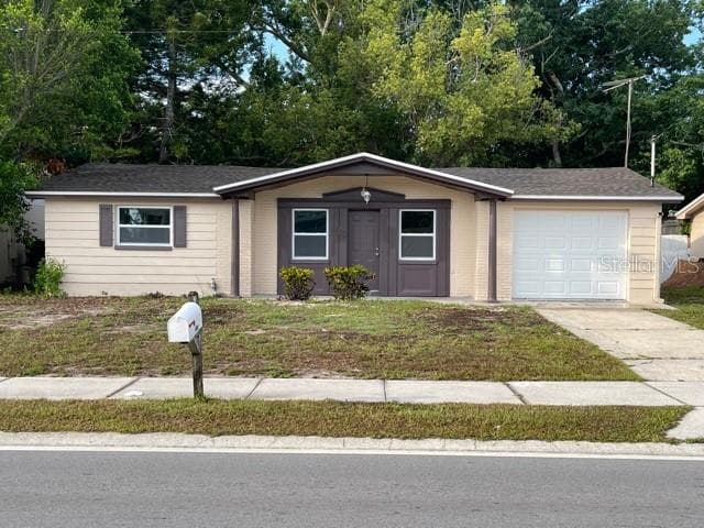 3818 MOOG ROAD HOLIDAY, FL 34691