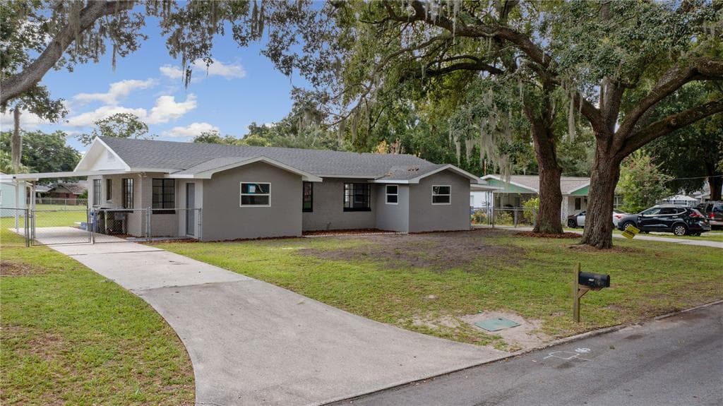 110 & 108 S FERN ROAD UNIT 108,110 & 112 LAKELAND, FL 33801
