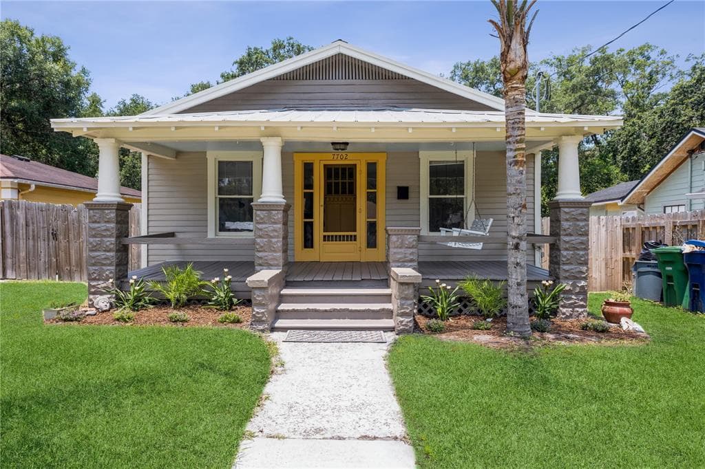 7702 N ARDEN AVENUE TAMPA, FL 33604