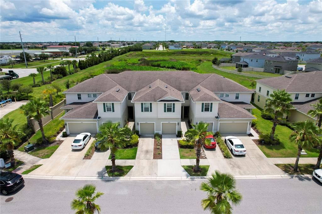 10977 VERAWOOD DRIVE RIVERVIEW, FL 33579