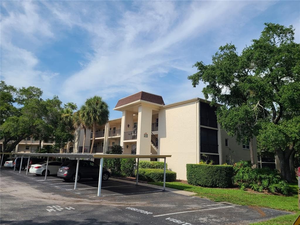 870 VIRGINIA STREET UNIT 114 DUNEDIN, FL 34698