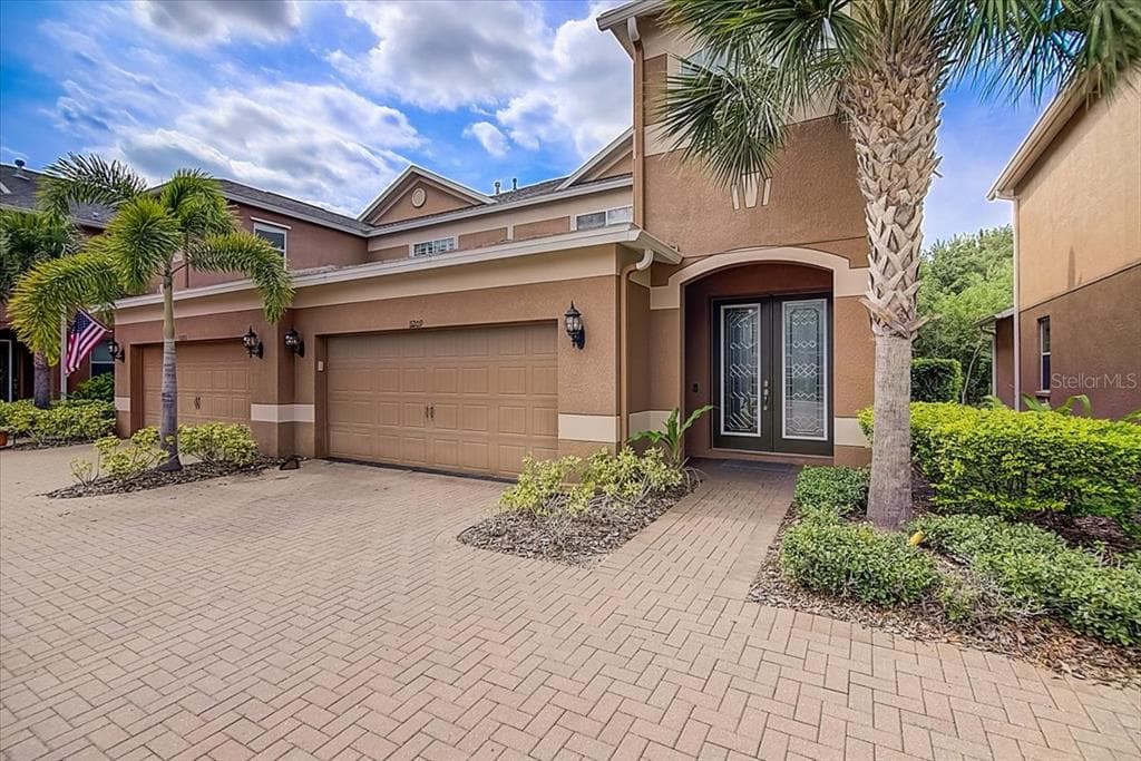 11209 ROSEATE DRIVE TAMPA, FL 33626