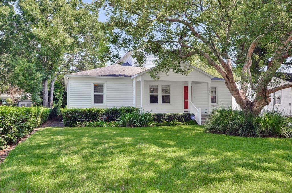 4215 W SAN LUIS STREET TAMPA, FL 33629