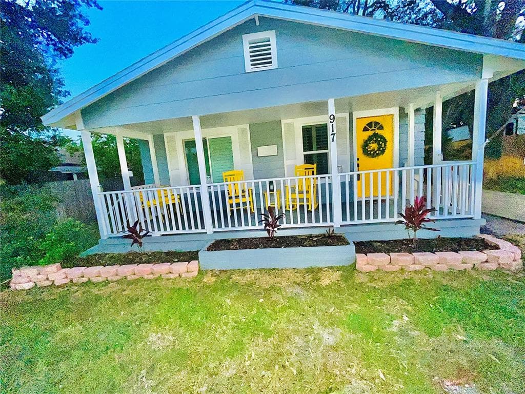 917 PINELLAS STREET CLEARWATER, FL 33756
