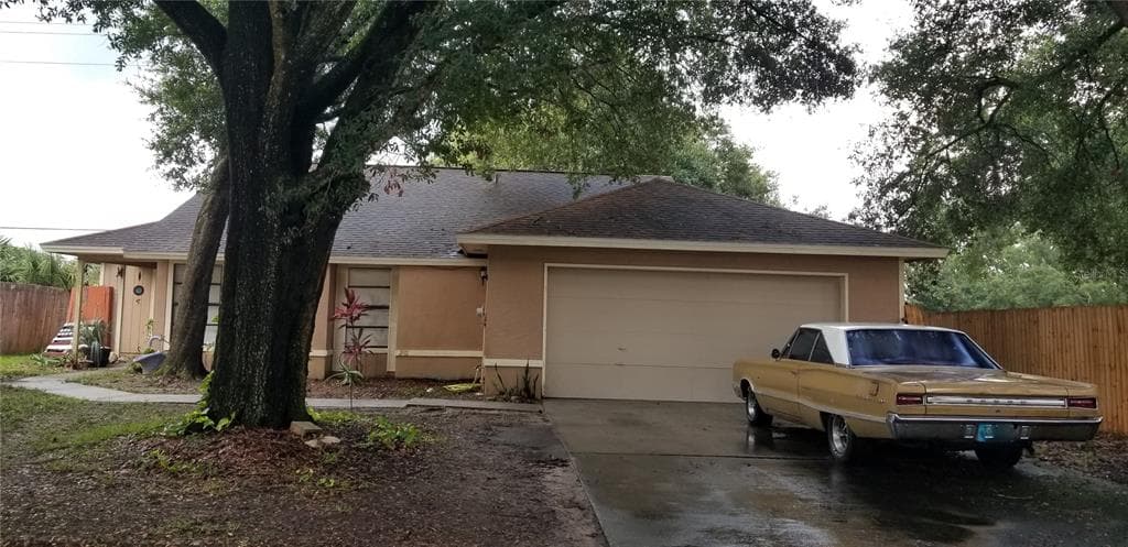 4149 YELLOWWOOD DRIVE VALRICO, FL 33594