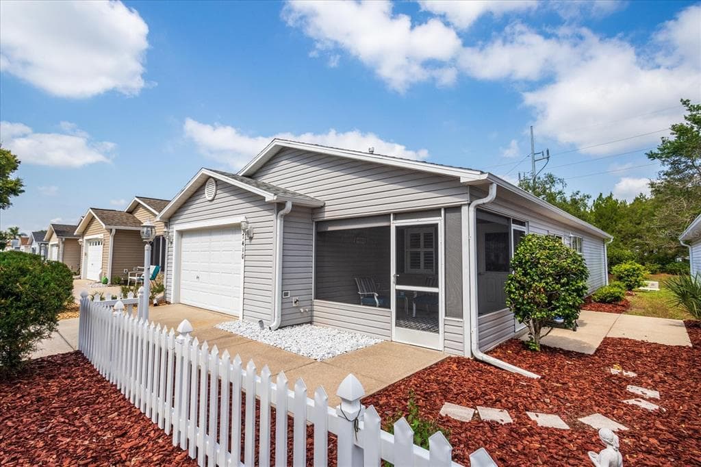 17410 SE 93RD VINE AVENUE THE VILLAGES, FL 32162