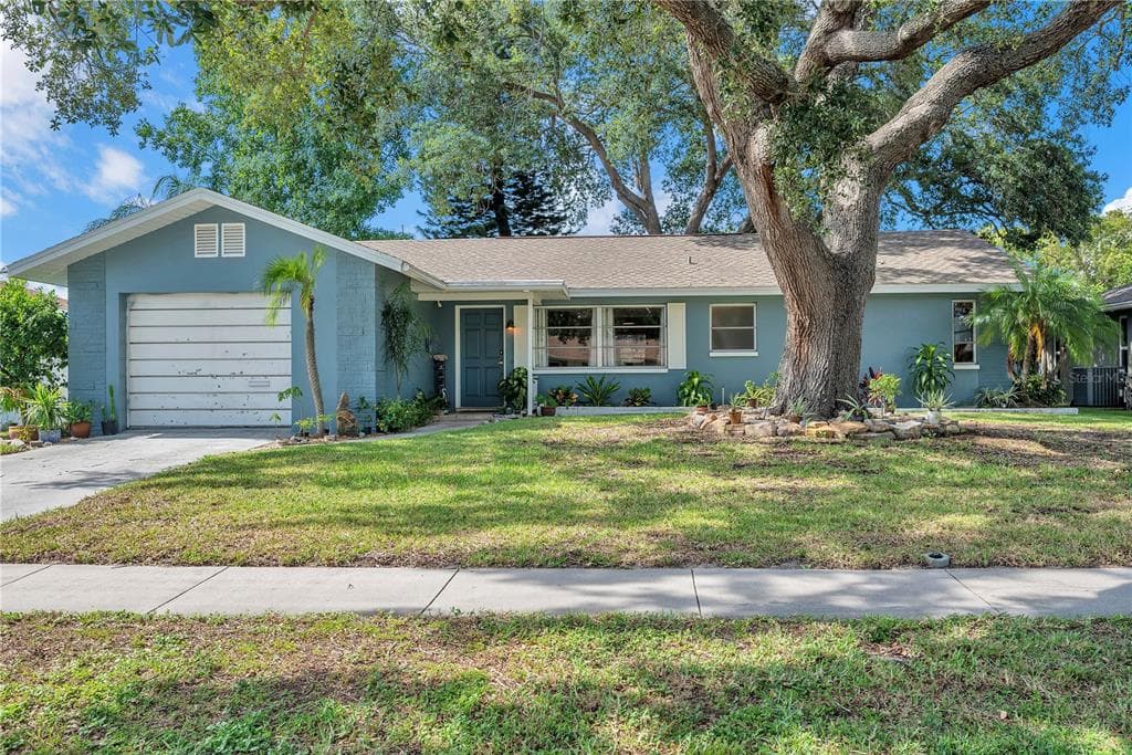 1758 ALGONQUIN DRIVE CLEARWATER, FL 33755