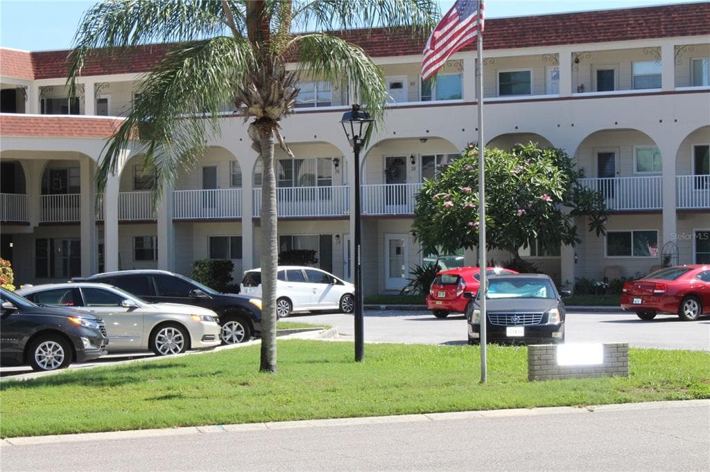 2434 AUSTRALIA WAY E UNIT 40 CLEARWATER, FL 33763