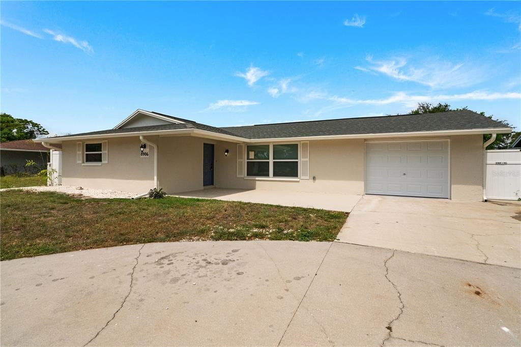 8906 CATALINA DRIVE PORT RICHEY, FL 34668
