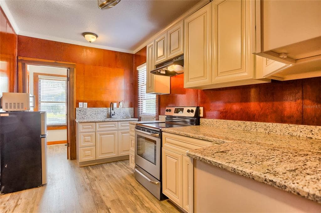 472 CLEARWATER LARGO ROAD N UNIT S LARGO, FL 33770