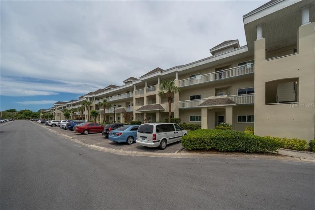 2210 UTOPIAN DRIVE E UNIT 110 CLEARWATER, FL 33763
