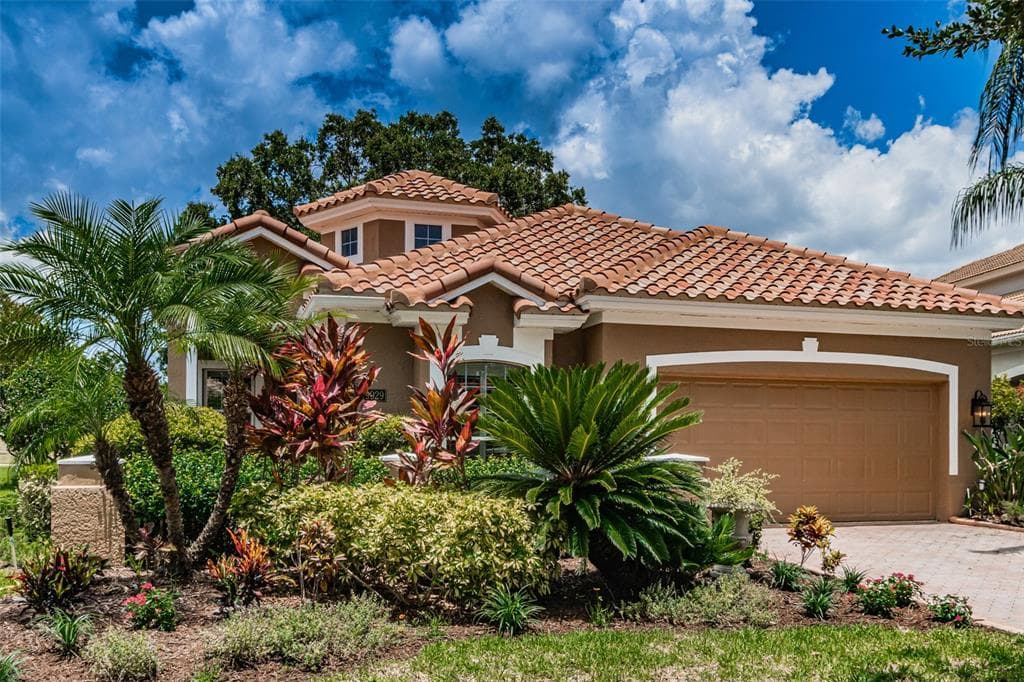 9929 SAGO POINT DRIVE LARGO, FL 33777
