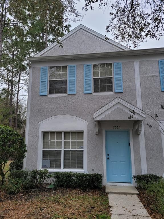 8662 HUNTERS KEY CIRCLE TAMPA, FL 33647