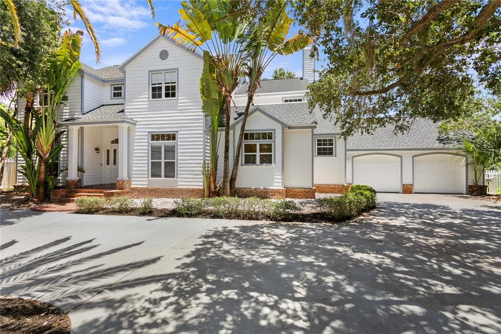 4702 W HERON LANE TAMPA, FL 33629