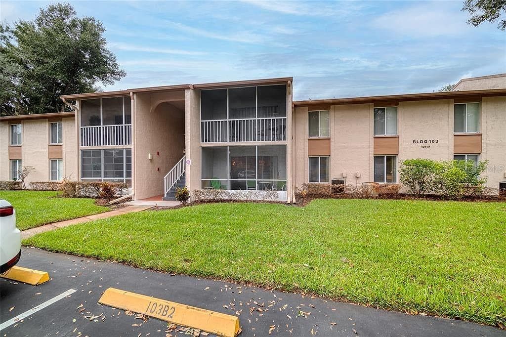 12119 SUNNY GLEN LANE UNIT B1 HUDSON, FL 34669