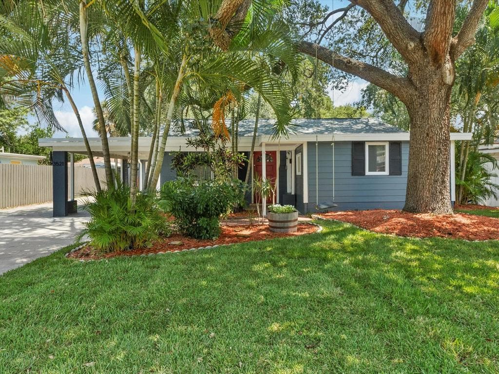 3521 W PAUL AVENUE TAMPA, FL 33611