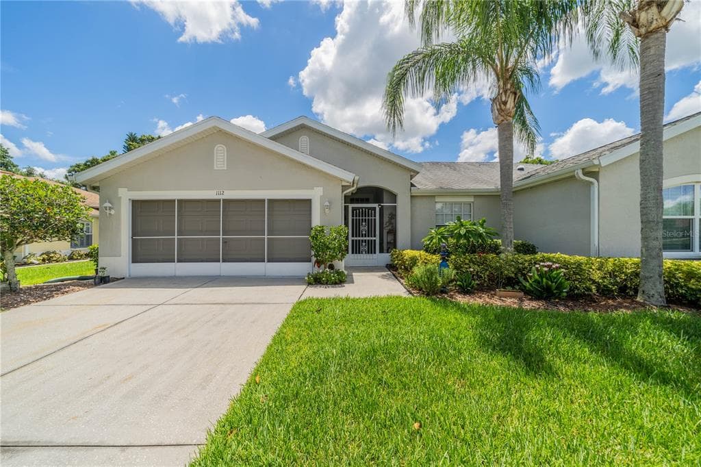 1112 NEW WINSOR LOOP UNIT 17 SUN CITY CENTER, FL 33573
