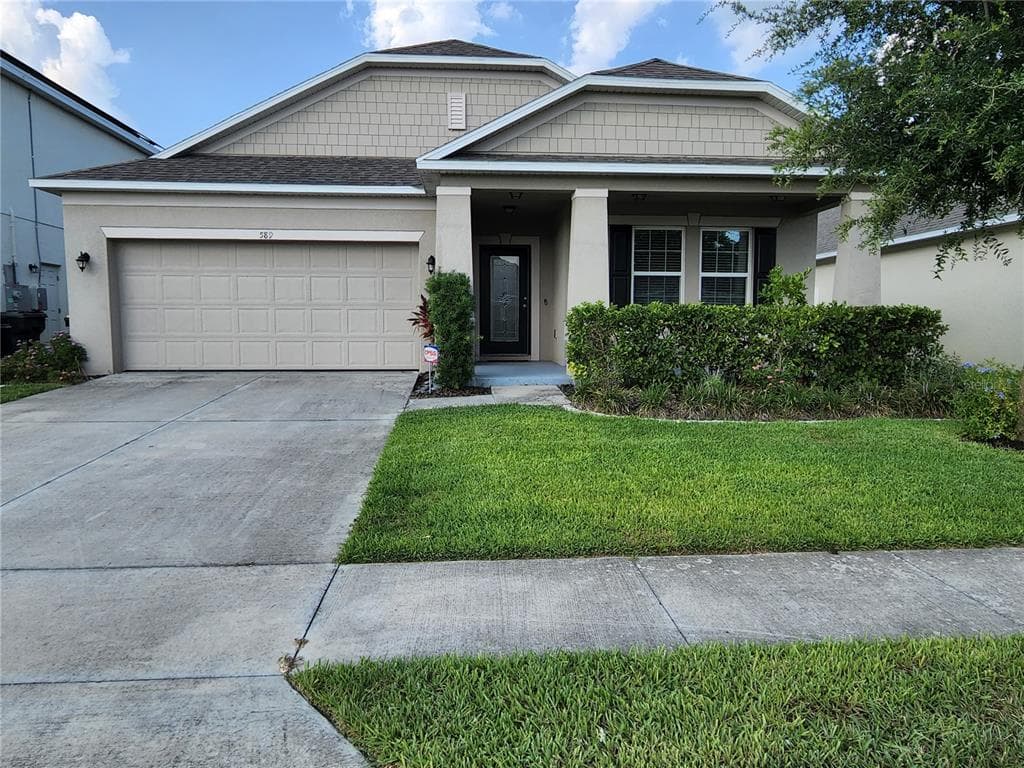 589 SARDINIA CIRCLE DAVENPORT, FL 33837
