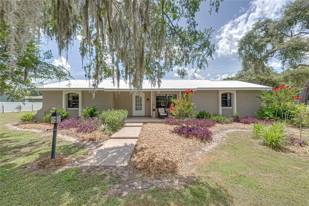 11330 FORT KING ROAD
