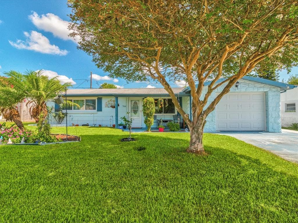 5109 CARDIFF DRIVE HOLIDAY, FL 34690