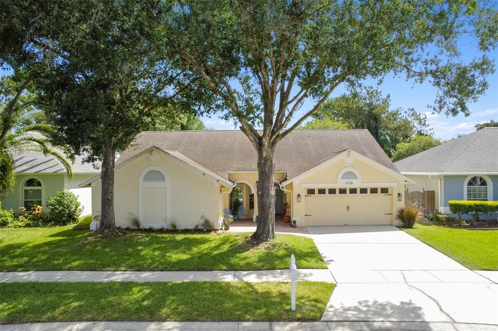 9724 FOX CHAPEL ROAD TAMPA, FL 33647