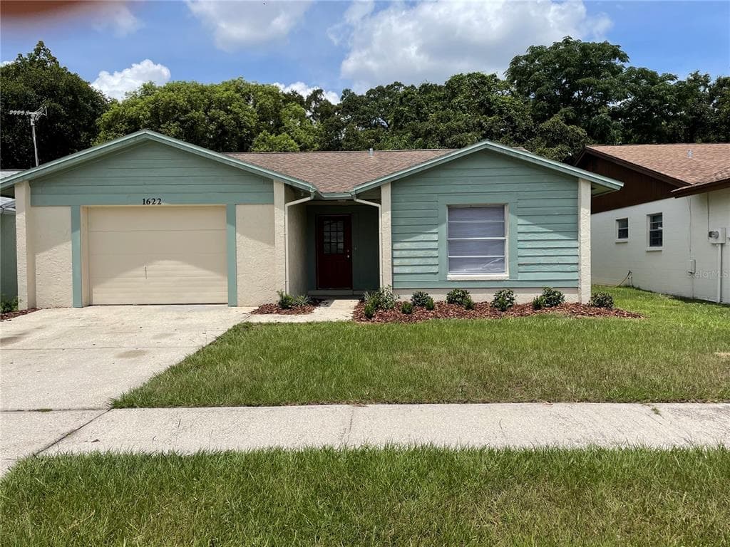 1622 PALM LEAF DRIVE BRANDON, FL 33510