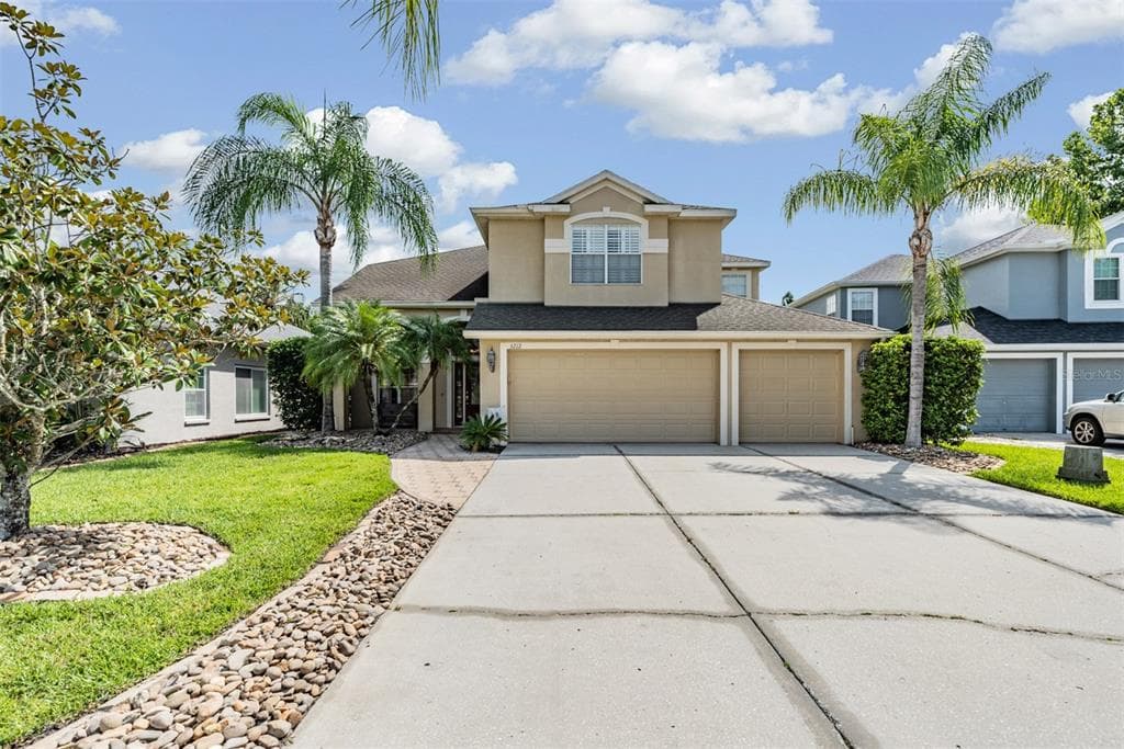 3212 COCONUT GROVE ROAD LAND O LAKES, FL 34639