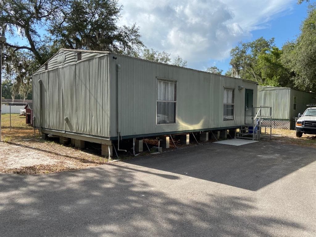 10003 COWLEY ROAD RIVERVIEW, FL 33578