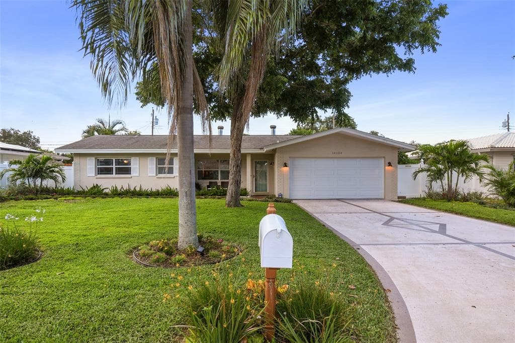 14154 CHAMBERLAIN AVENUE LARGO, FL 33774