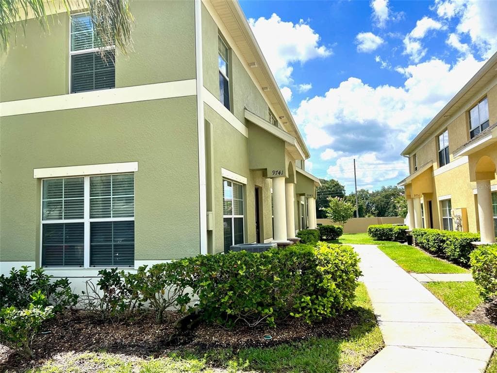 9741 TRUMPET VINE LOOP TRINITY, FL 34655