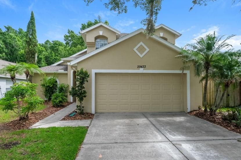 29433 BIRD'S EYE DRIVE WESLEY CHAPEL, FL 33543