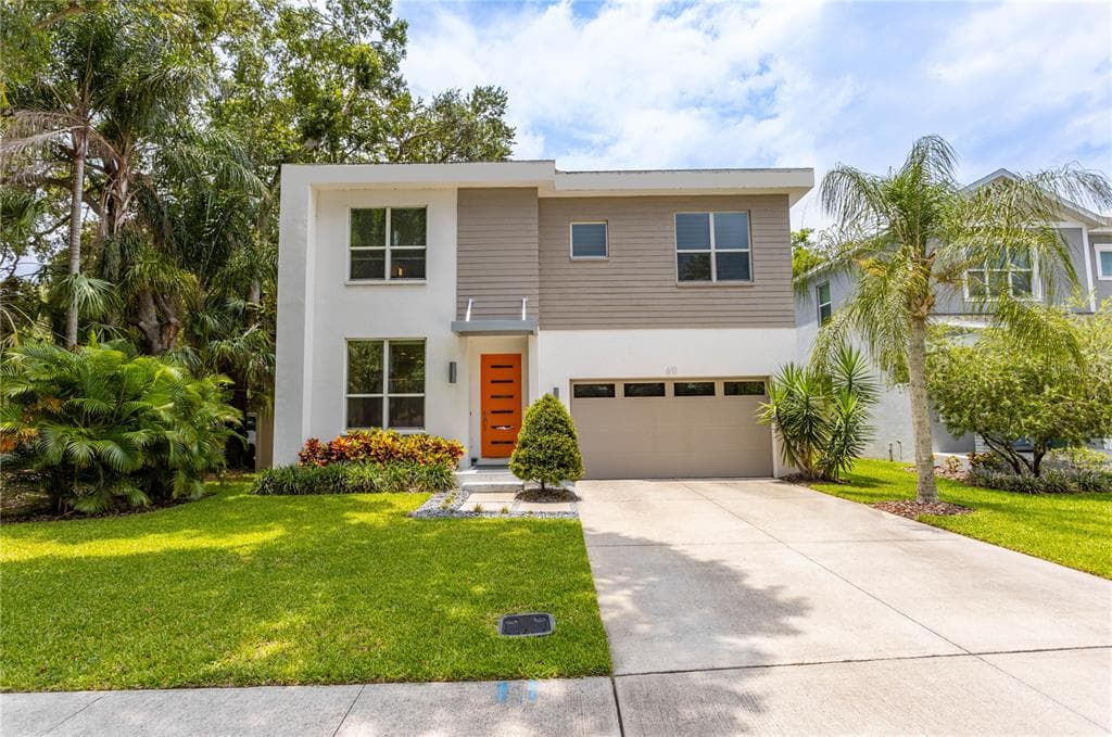 611 CLARENDON STREET OLDSMAR, FL 34677