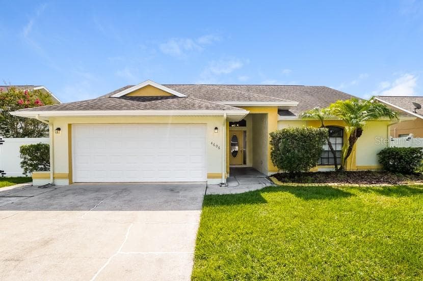 4606 SAWGRASS BOULEVARD NEW PORT RICHEY, FL 34653