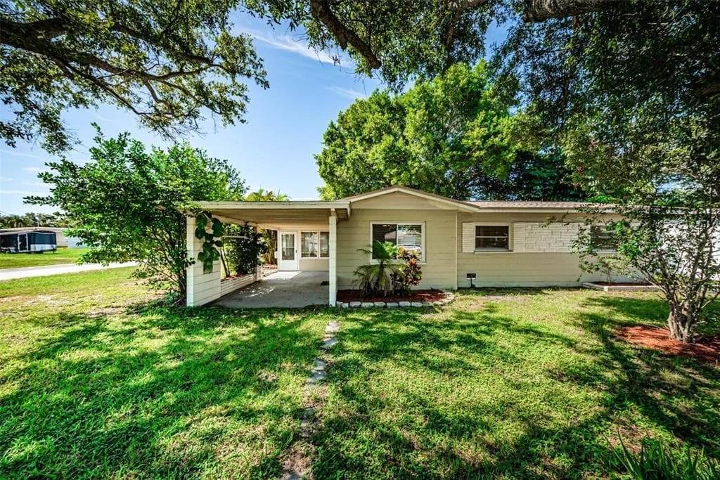 4722 54TH AVENUE N ST PETERSBURG, FL 33714