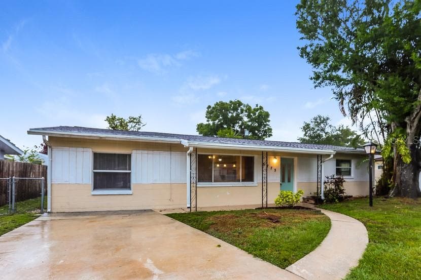 5773 56TH TERRACE N ST PETERSBURG, FL 33709