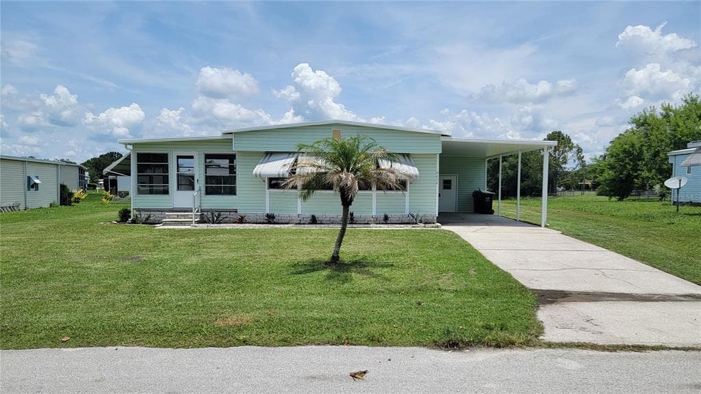 9028 SARAH DRIVE POLK CITY, FL 33868
