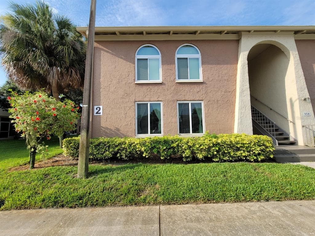 354 115TH AVENUE N UNIT 1 ST PETERSBURG, FL 33716