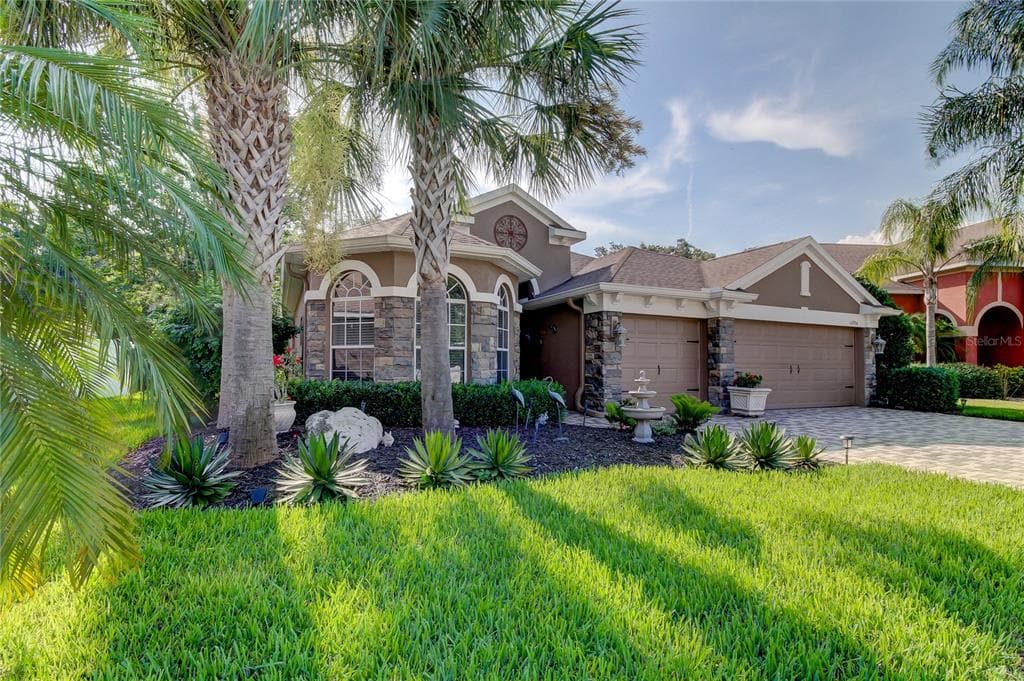 10954 OYSTER BAY CIRCLE NEW PORT RICHEY, FL 34654
