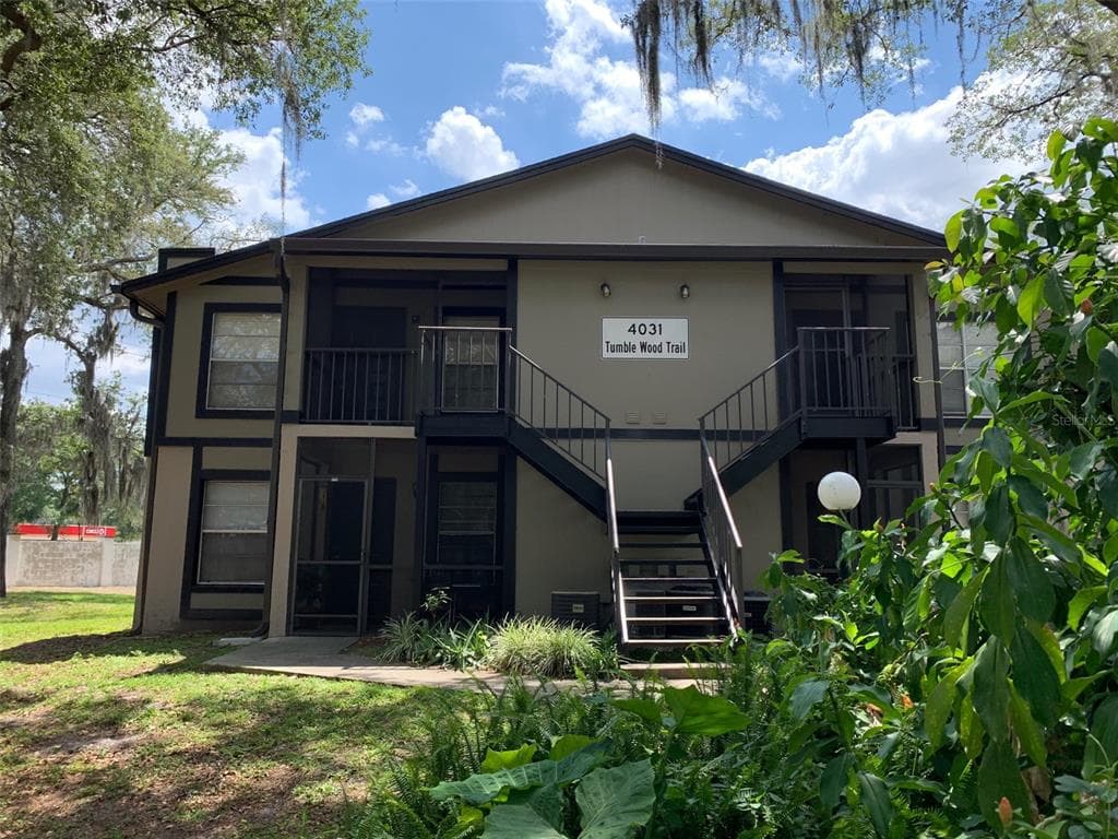 4031 TUMBLE WOOD TRAIL UNIT 204 TAMPA, FL 33613