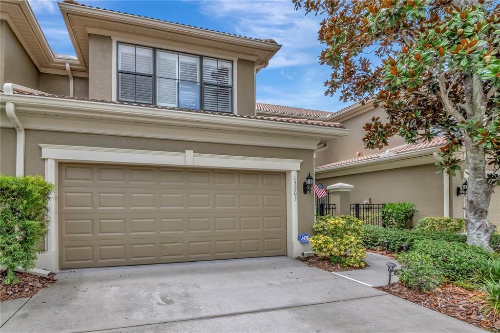 13203 SAN BLAS LOOP LARGO, FL 33774