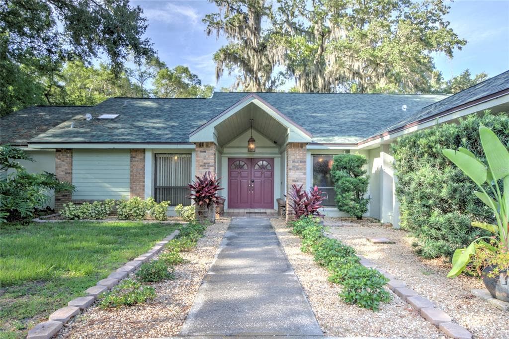 1734 PINE HILL CT SAFETY HARBOR, FL 34695