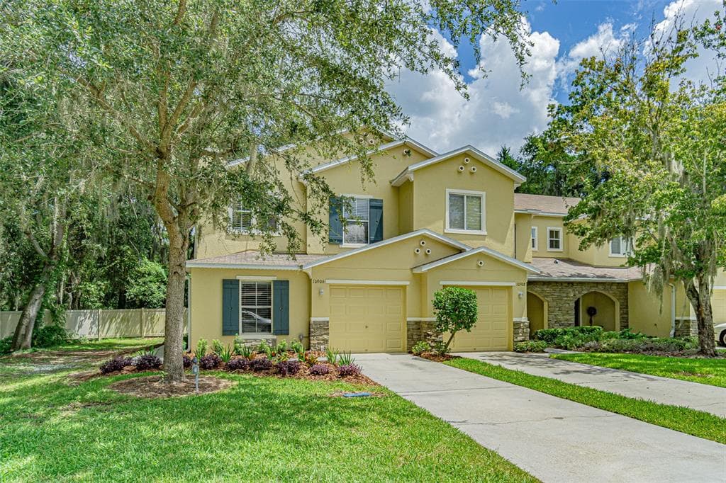10906 KENSINGTON PARK AVENUE RIVERVIEW, FL 33578