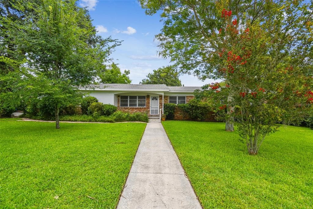 302 PARK RIDGE AVENUE TEMPLE TERRACE, FL 33617
